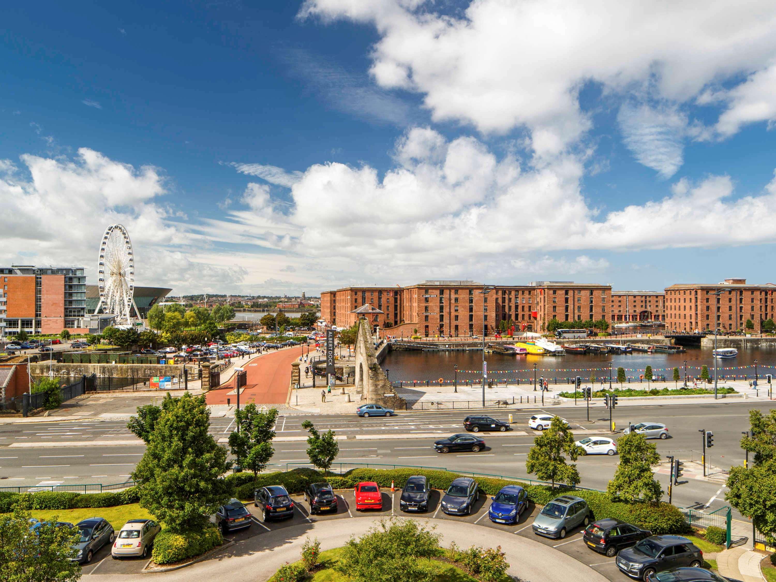 Ibis Centre Dock - One Hotel 3*