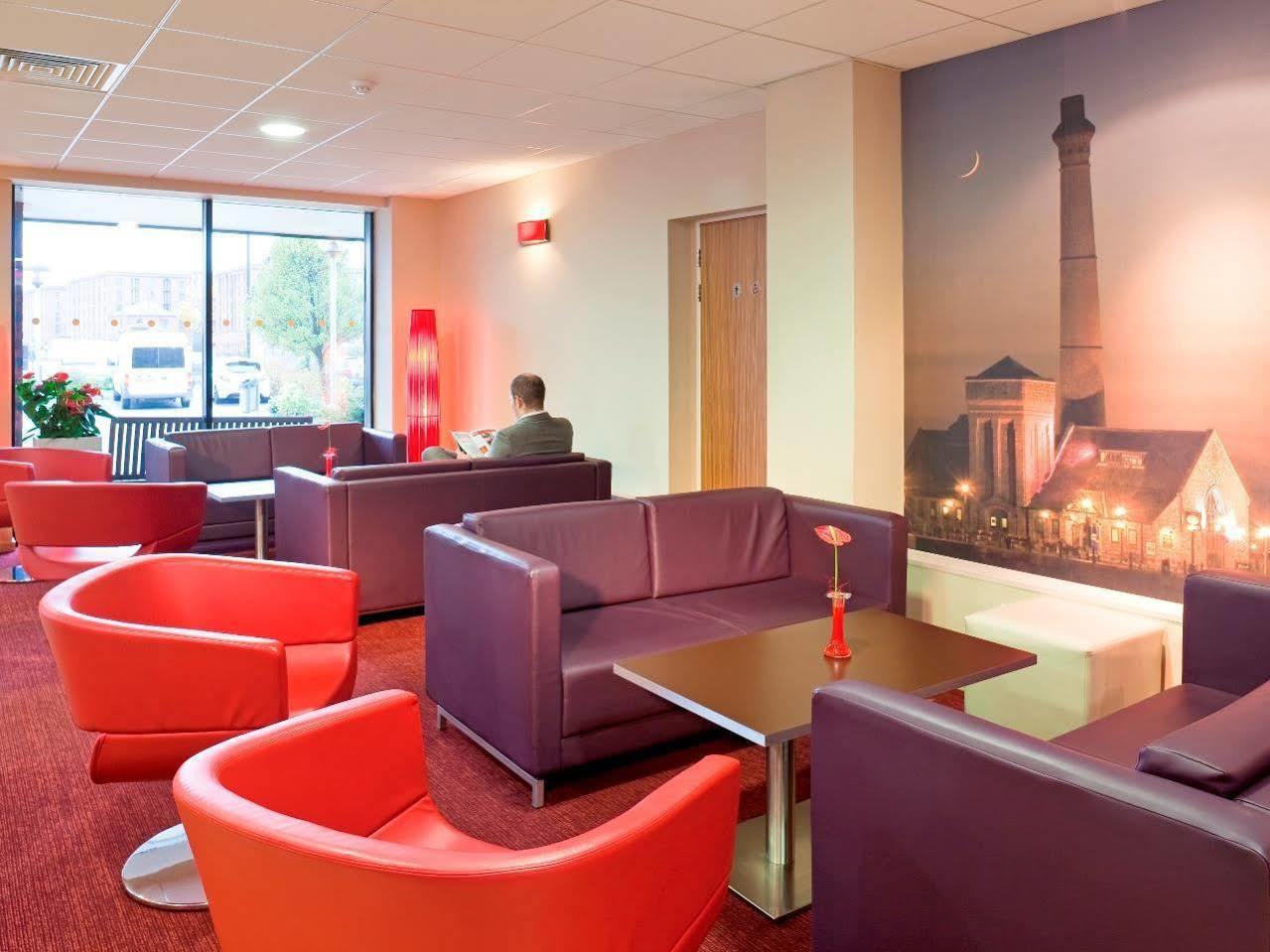 Hotel Ibis Centre Dock - One 3*