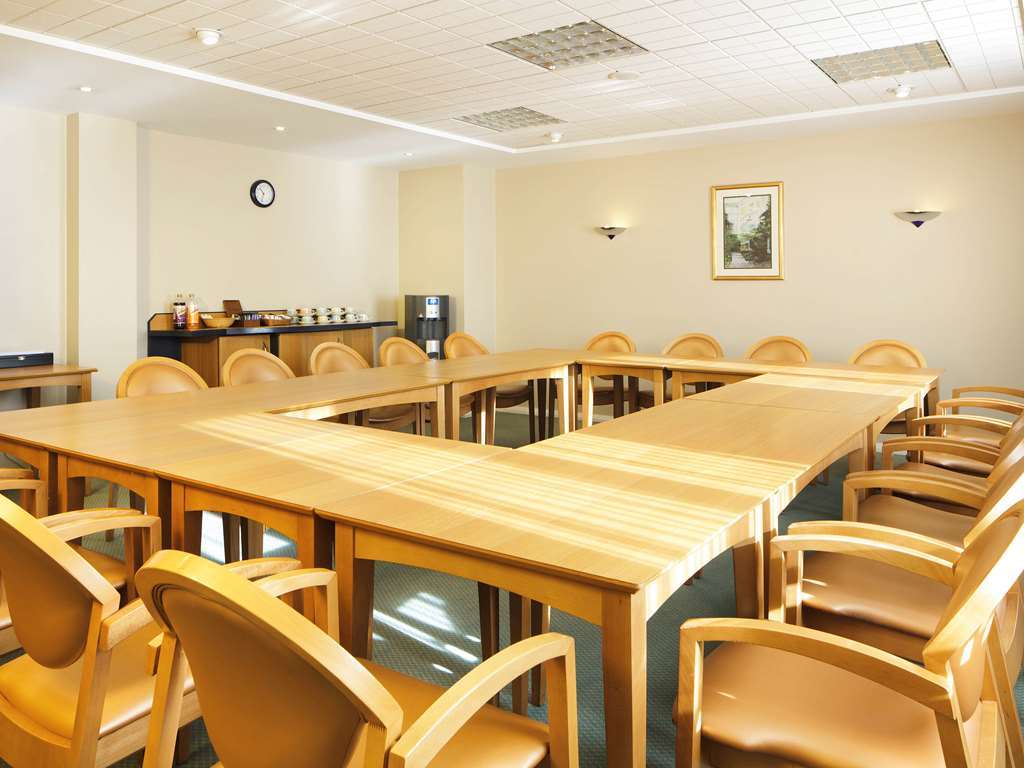 Hotel Ibis Centre Dock - One 3*