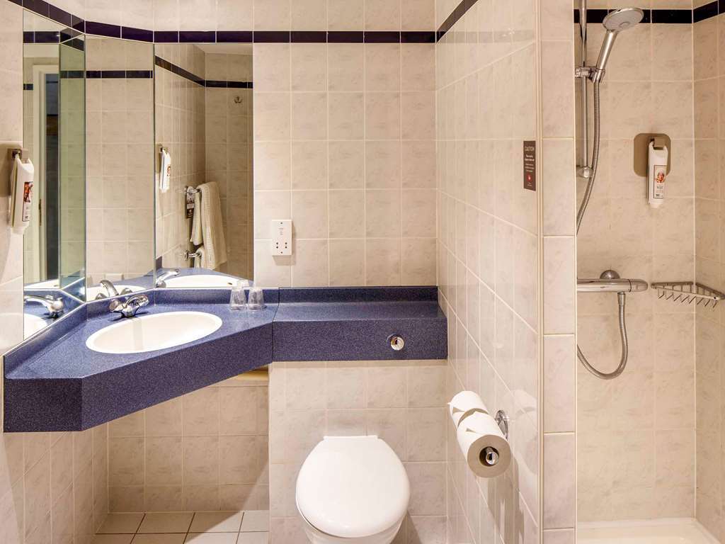 Hotel Ibis Centre Dock - One 3*